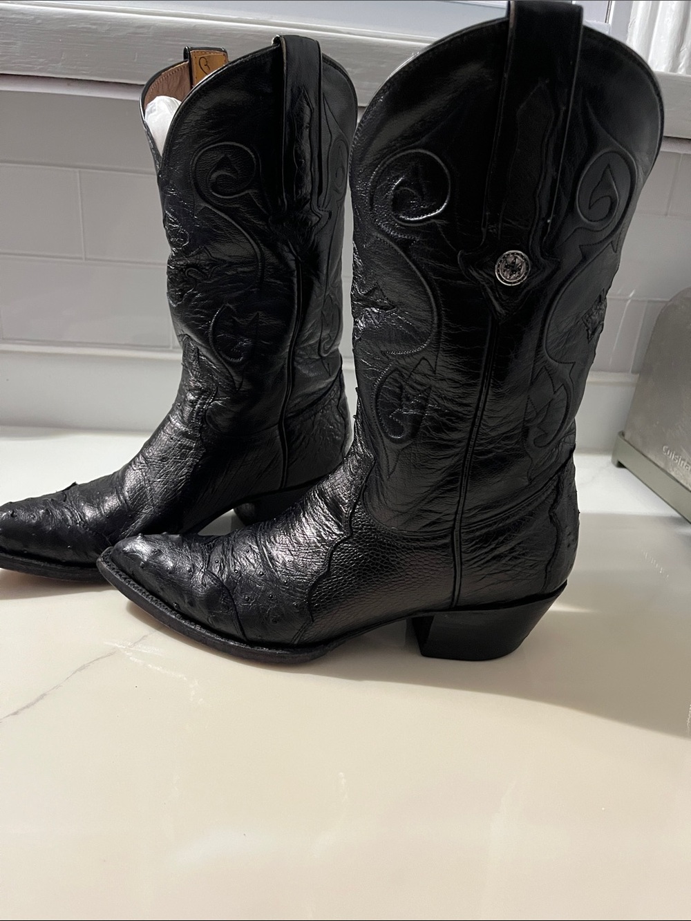Montana Black Ostrich Western Pull-Up Cowboy Boots - Picture 4 of 16